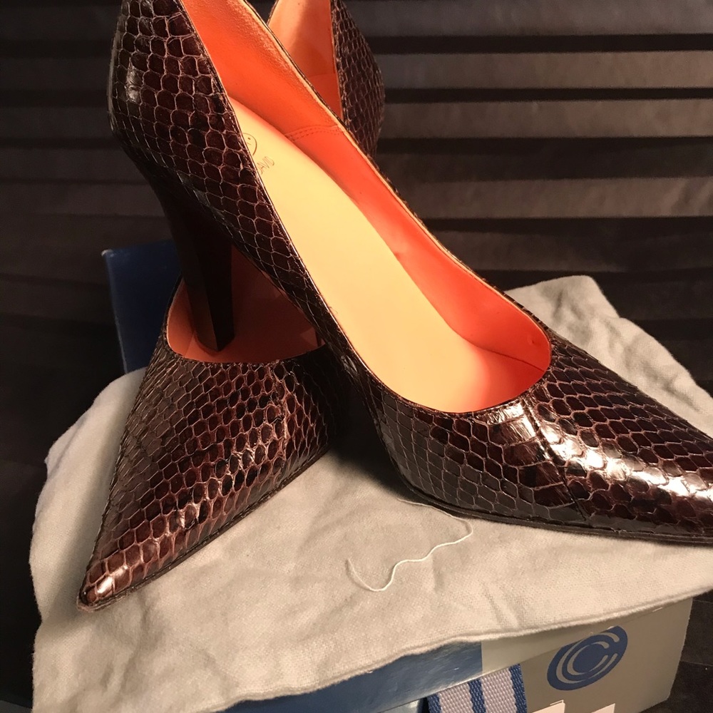 High heel shoes